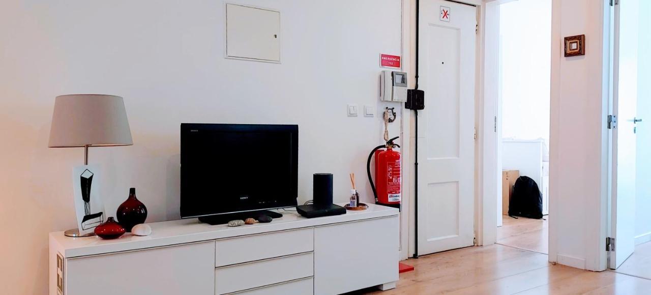 Alegramente Apartment Lisbon Bagian luar foto